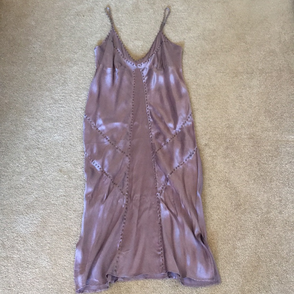 GoldHawk lavender silk midi dress